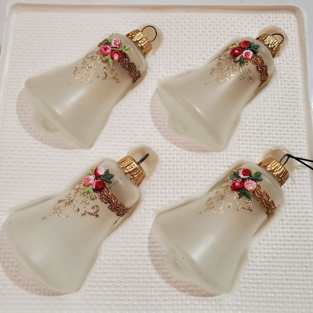 Vintage Christmas by Krebs Ornate Bell Ornaments Stenciled Frosted Clear…